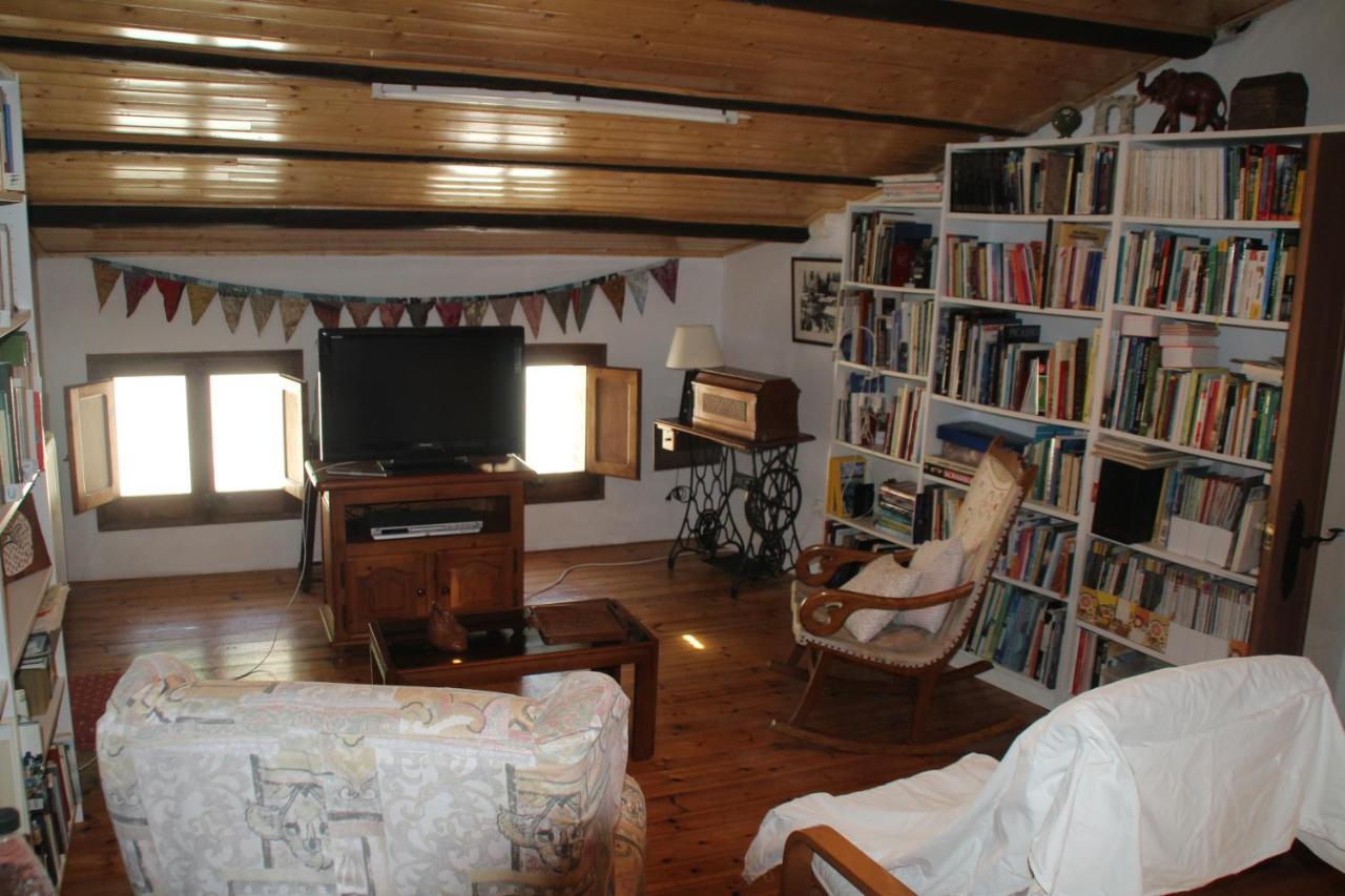 Cal Bove Apartment Sant Guim de Freixenet ภายนอก รูปภาพ